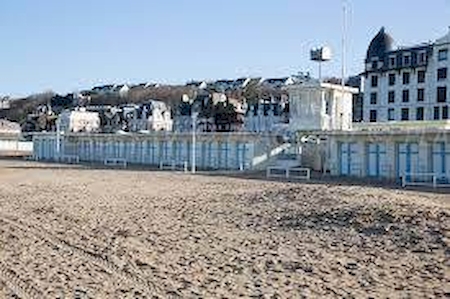 La Plage de Trouville-Sur-Mer